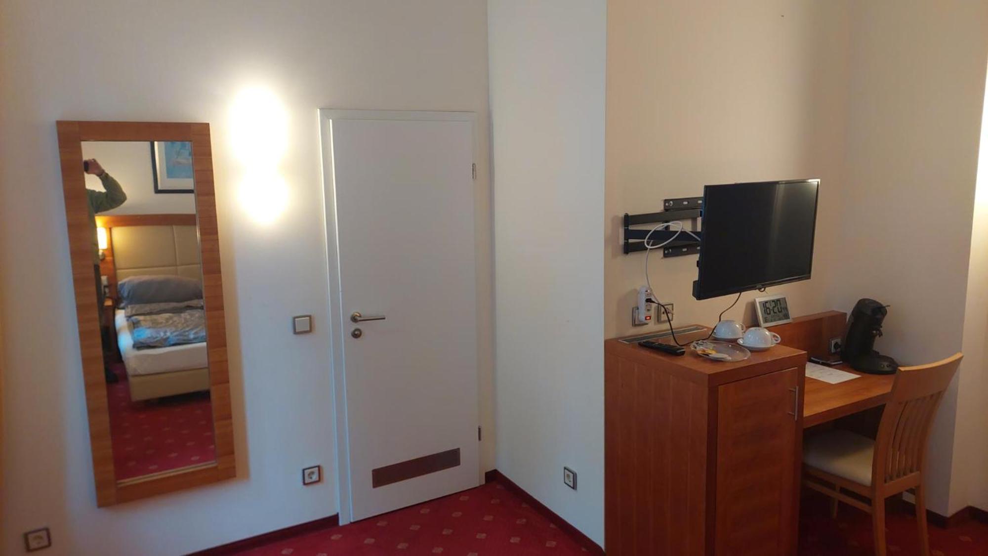 Die Villa, Zimmer 17, Dz レバークーゼン エクステリア 写真